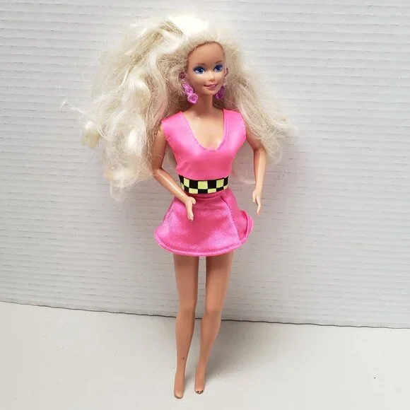 Barbie Doll Secret Hearts 1992 (Redressed) - Picture 2 of 8